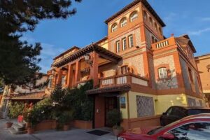 Gran Hostal El Chisc&oacute;n