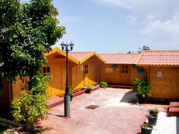 GRANJA-ESCOLA CASABLANCA