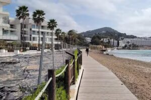 Guesthouse Cap Martinet 35