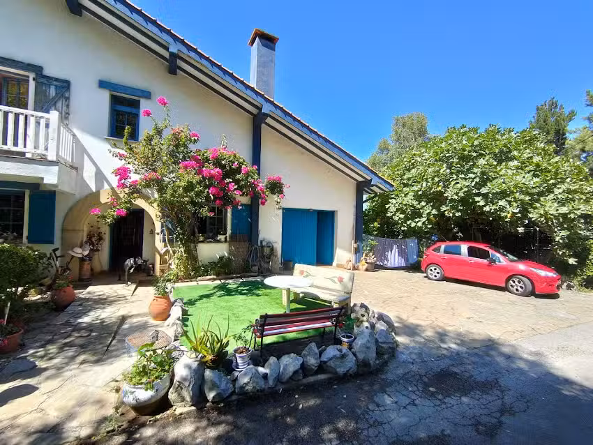 GURBIALDE &ndash; Laranga Auzoa,8-MUTRIKU