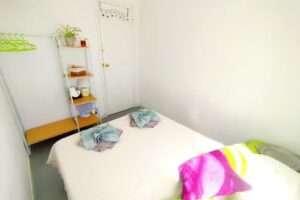 Habitaci&oacute;n con vistas a Santa B&aacute;rbara junto a la Universidad de Alicante