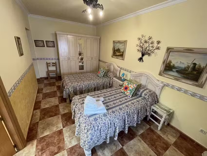 Habitaciōn en Oca&ntilde;a