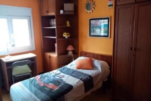 Habitaci&oacute;n silenciosa cerca del Hospital valdecilla