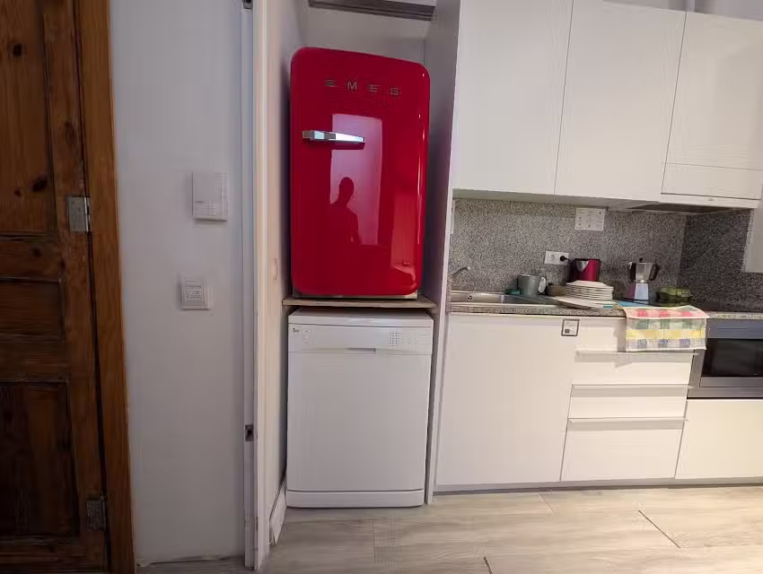 HAPPY PEOPLE APARTMENTS