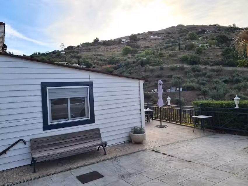 Holiday House &uml;Montepiscina&uml;