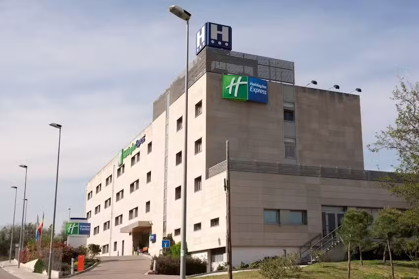 Holiday Inn Express Barcelona &ndash; Montmelo by IHG