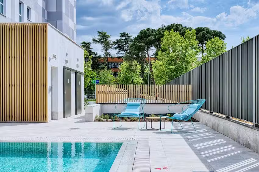 Holiday Inn Express Madrid &ndash; Airport by IHG