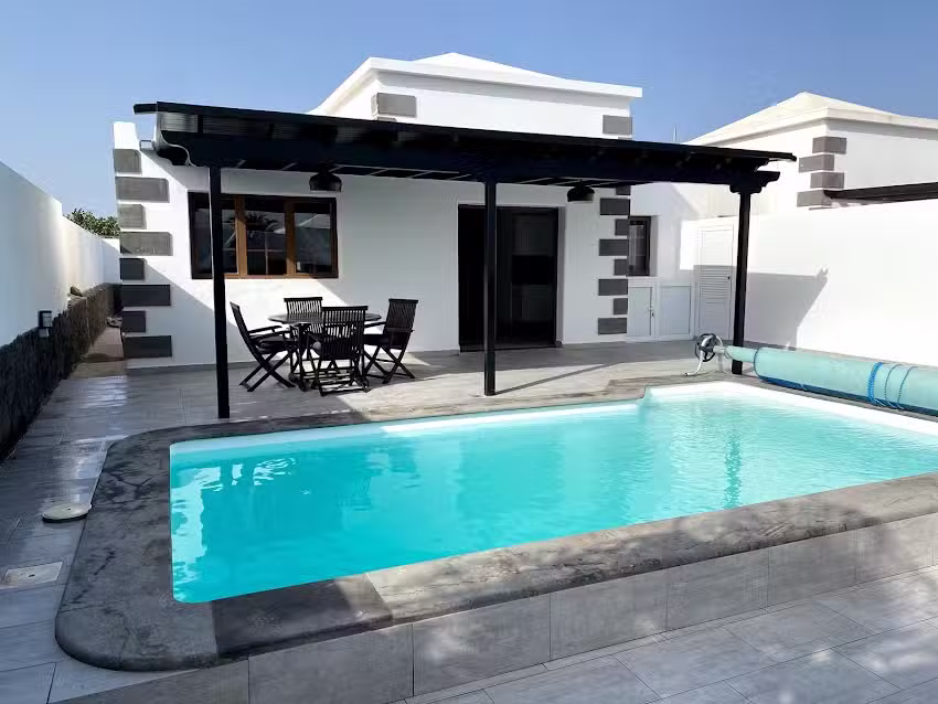 Holiday Rental Villa Arabella Playa Blanca Lanzarote &ndash; Two Bedrooms with Two Bathroom