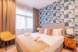 Home Art Apartments Bernab&eacute;u