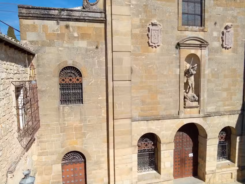 Hospeder&iacute;a El Alarife