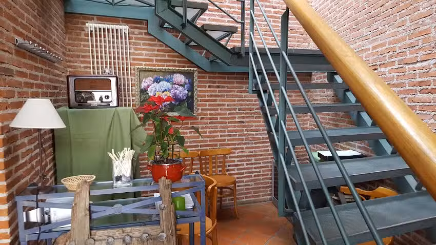 Hospeder&iacute;a y Restaurante &laquo;El Arco&raquo;