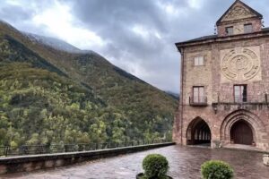 Hostal Abad&iacute;a de Valvanera