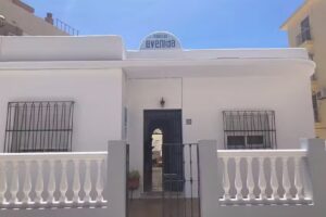 Hostal Avenida by Bossh! Hotels