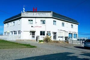 Hostal Bar Acantilado. Barreiros