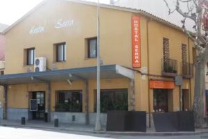 Hostal-Bar Serra Montmel&oacute;