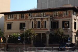 HOSTAL BOUTIQUE KHRONOS