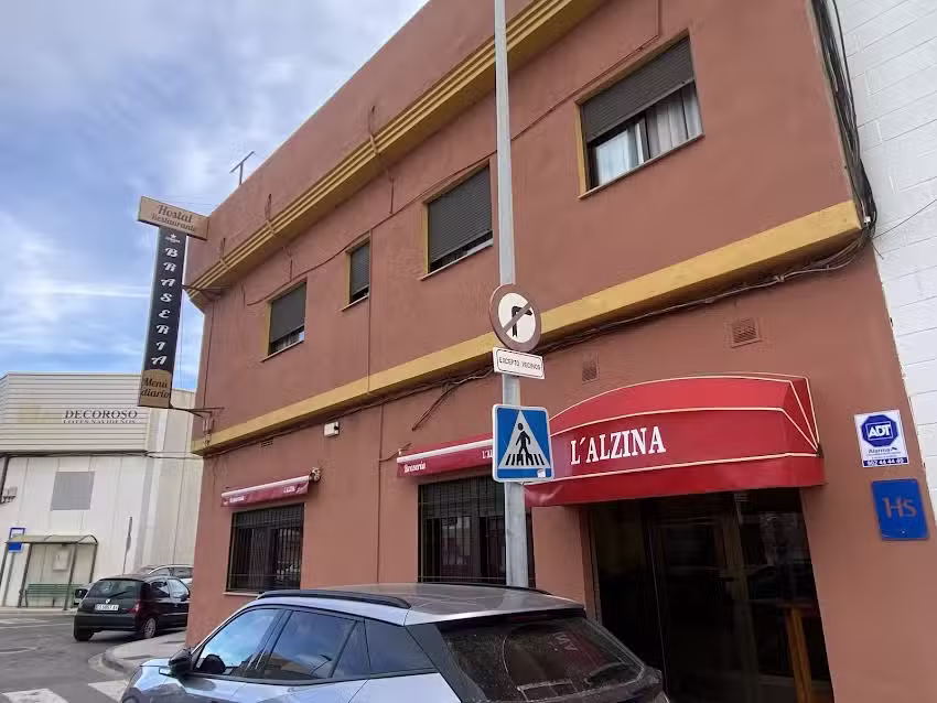 Hostal braseria l&rsquo;alzina