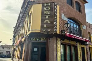 Hostal Cazalegas &ndash; Casa Rural La Malena