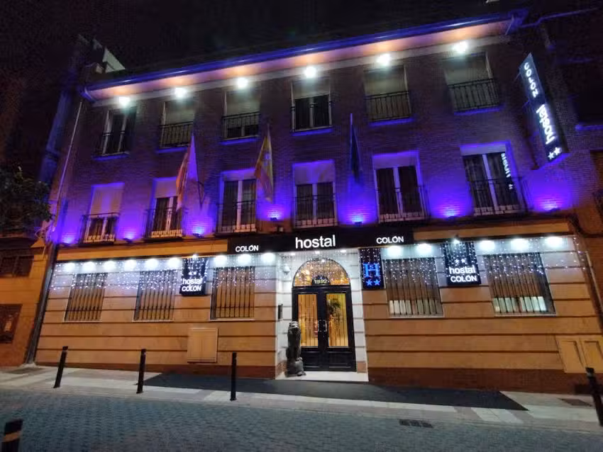 Hostal Col&oacute;n
