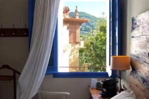 Hostal de la Plaça – Hotel Boutique