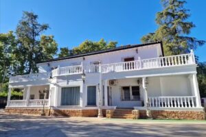 Hostal El Brillante Alojamientos El Duque