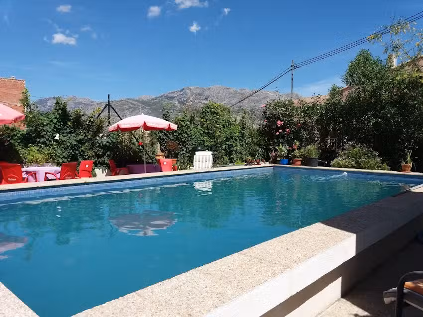 Hostal El C&aacute;ntaro