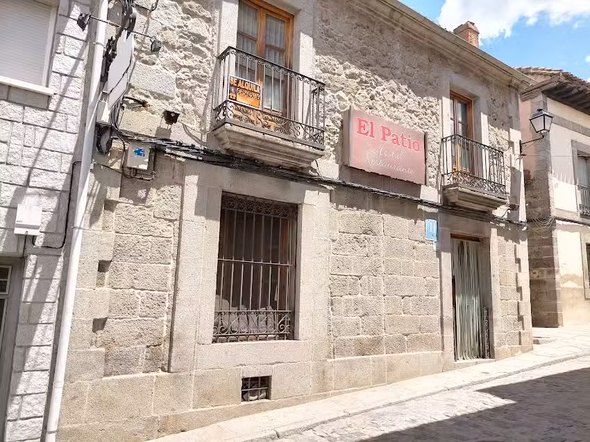 Hostal El Patio
