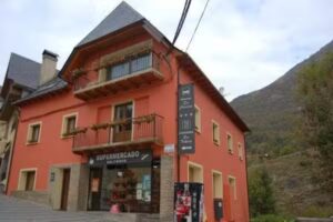 Hostal Era Claver&ograve;la