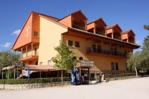 Hostal GC Ciudad Encantada