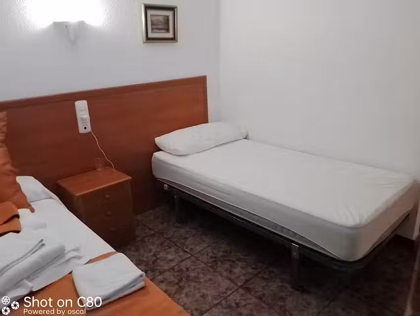 HOSTAL LA CA&Ntilde;ADA
