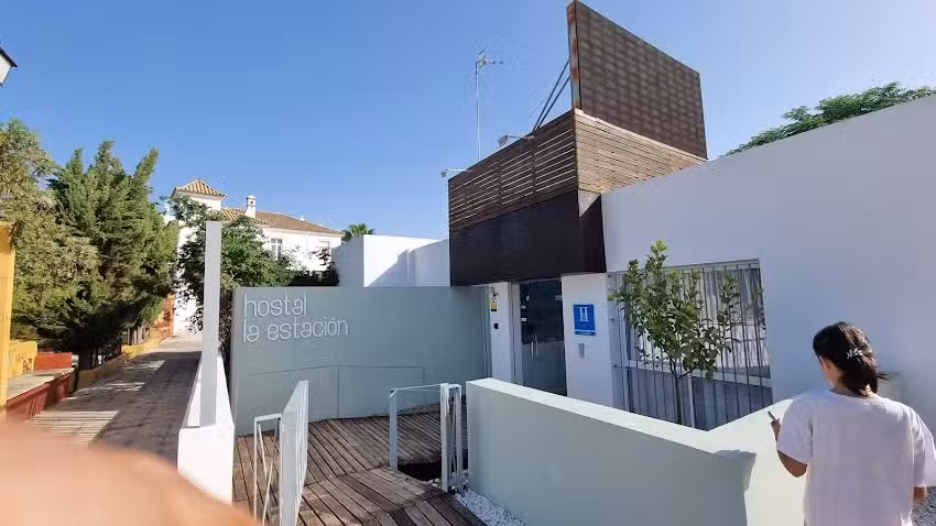 Hostal La Estaci&oacute;n