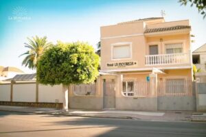 Hostal La Moyareja &ndash; Hostales en Rota