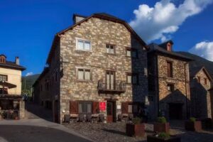 Hostal La Pla&ccedil;a