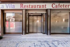 Hostal La Vila