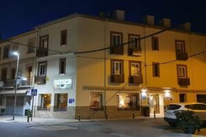 Hostal los Casta&ntilde;uelos