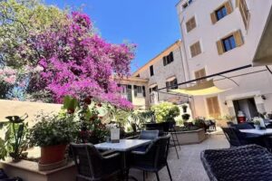 Hostal Nadal S&oacute;ller