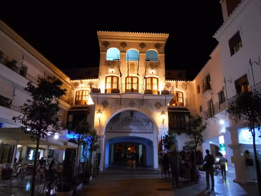 Hostal Nerjasol