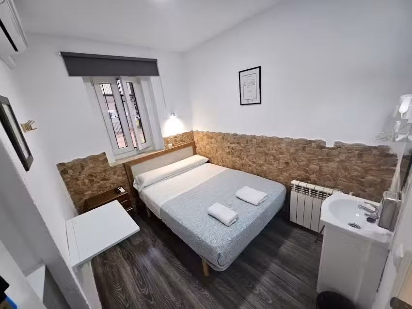 Hostal Noche y Dia