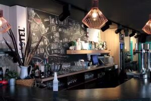 Hostal Plaza – Restaurante Cafetería