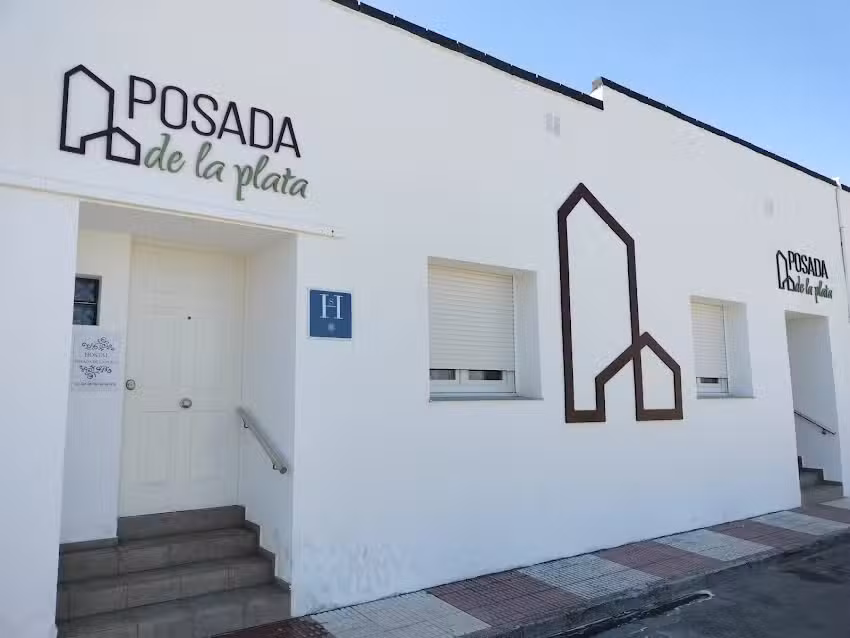 HOSTAL POSADA DE LA PLATA
