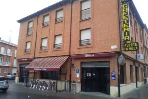 Hostal Puerta de la Villa