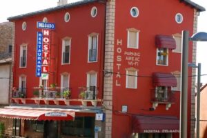 Hostal Restaurante Bar Delgado