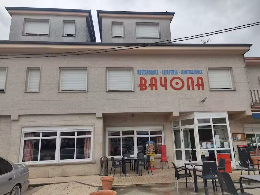 Hostal Restaurante Bayona (PILAS)