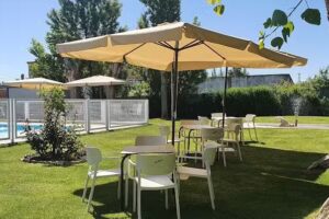 Hostal Restaurante Carolina