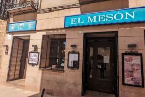Hostal Restaurante El Mes&oacute;n
