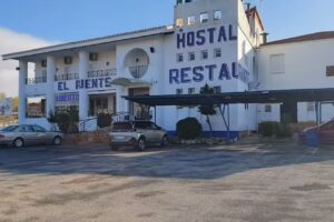Hostal Restaurante El Puente