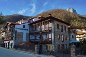 Hostal Restaurante Nevandi