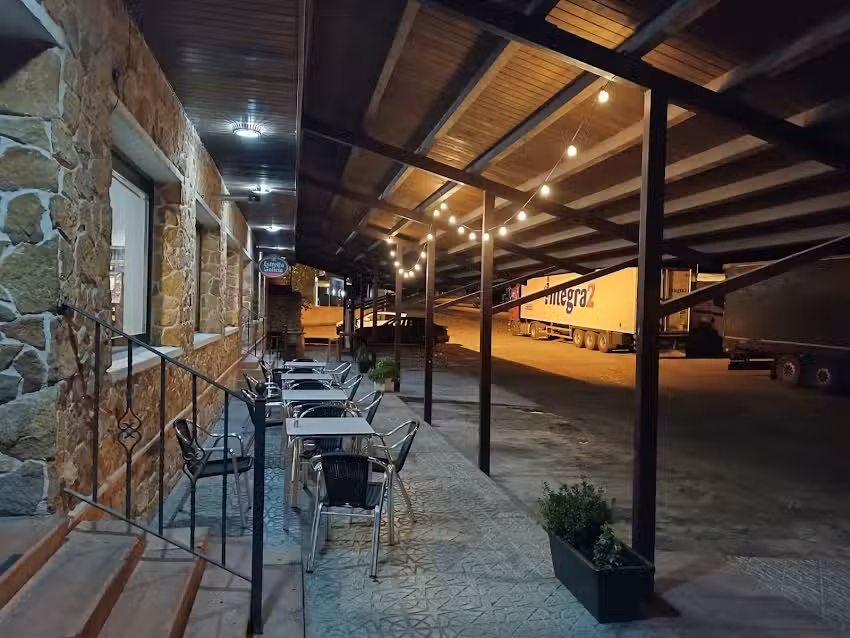 Hostal Restaurante RYA