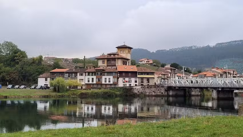 Hostal R&iacute;o Deva