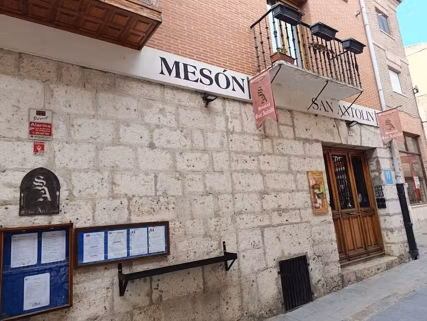 Hostal San Antol&iacute;n